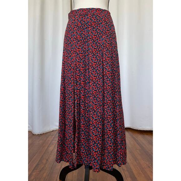 Zara Red Floral Print Midi Skirt Size Medium Double Slit Summer Festival NWOT - Picture 4 of 9